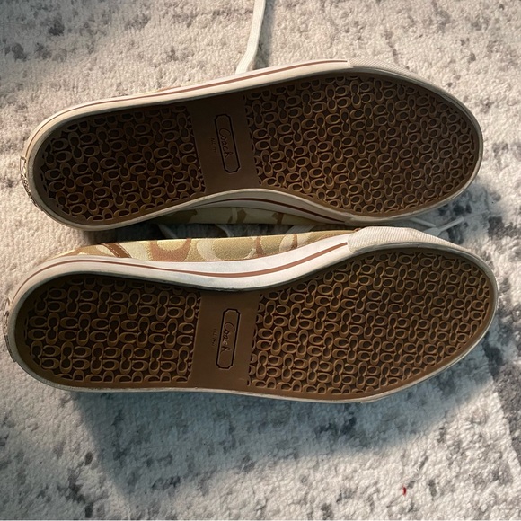 Coach shoes - Picture 4 of 5
